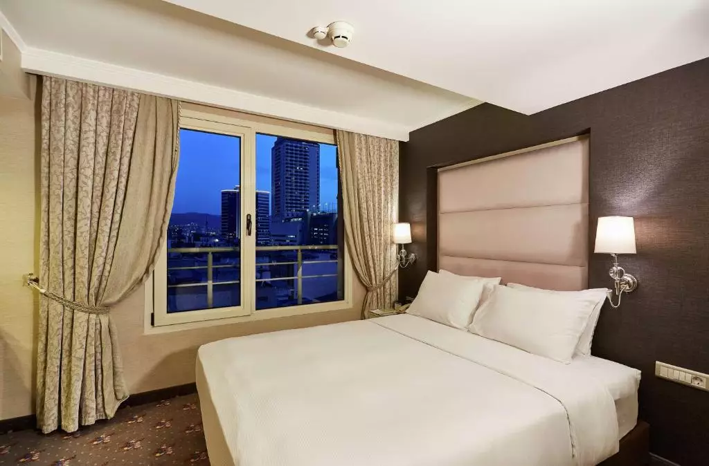 DoubleTree by Hilton Izmir